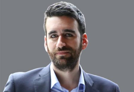 Driving Digital Change by Bridging Vision, Data, and Impact