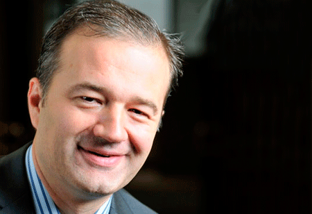 Customers at the Center of the Future of Smart Grids 